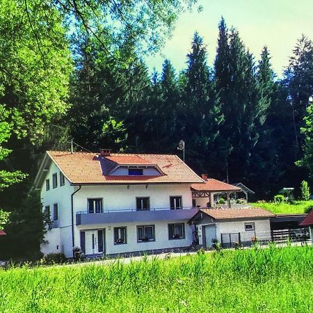 Апартаменти Haus Manuela Фельден-ам-Вертерзе Екстер'єр фото