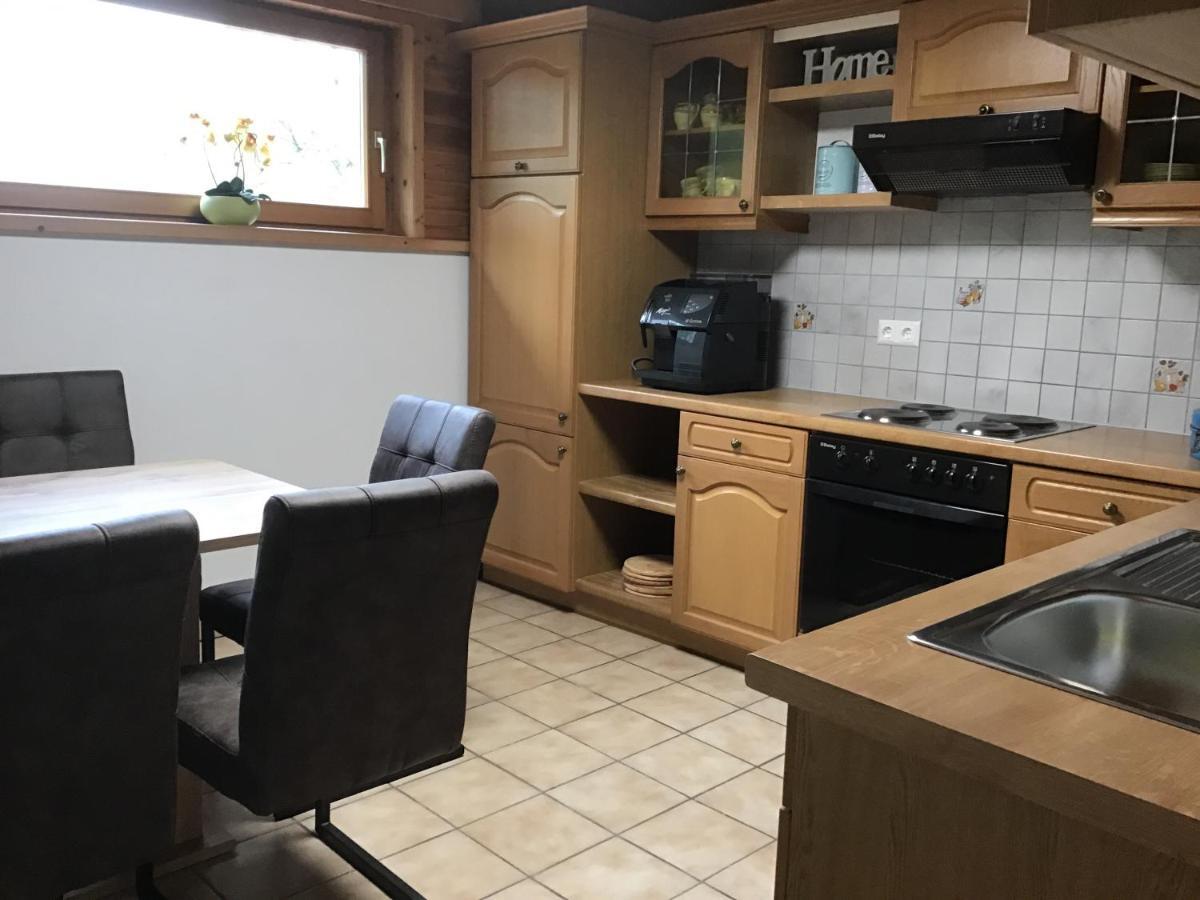 Апартаменти Haus Manuela Фельден-ам-Вертерзе Екстер'єр фото
